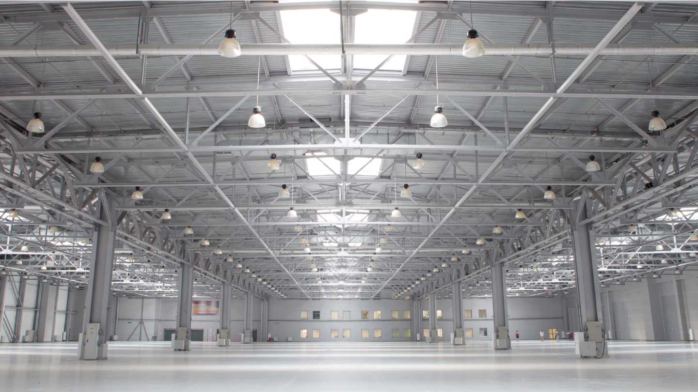 Distribution type and design of warehouses